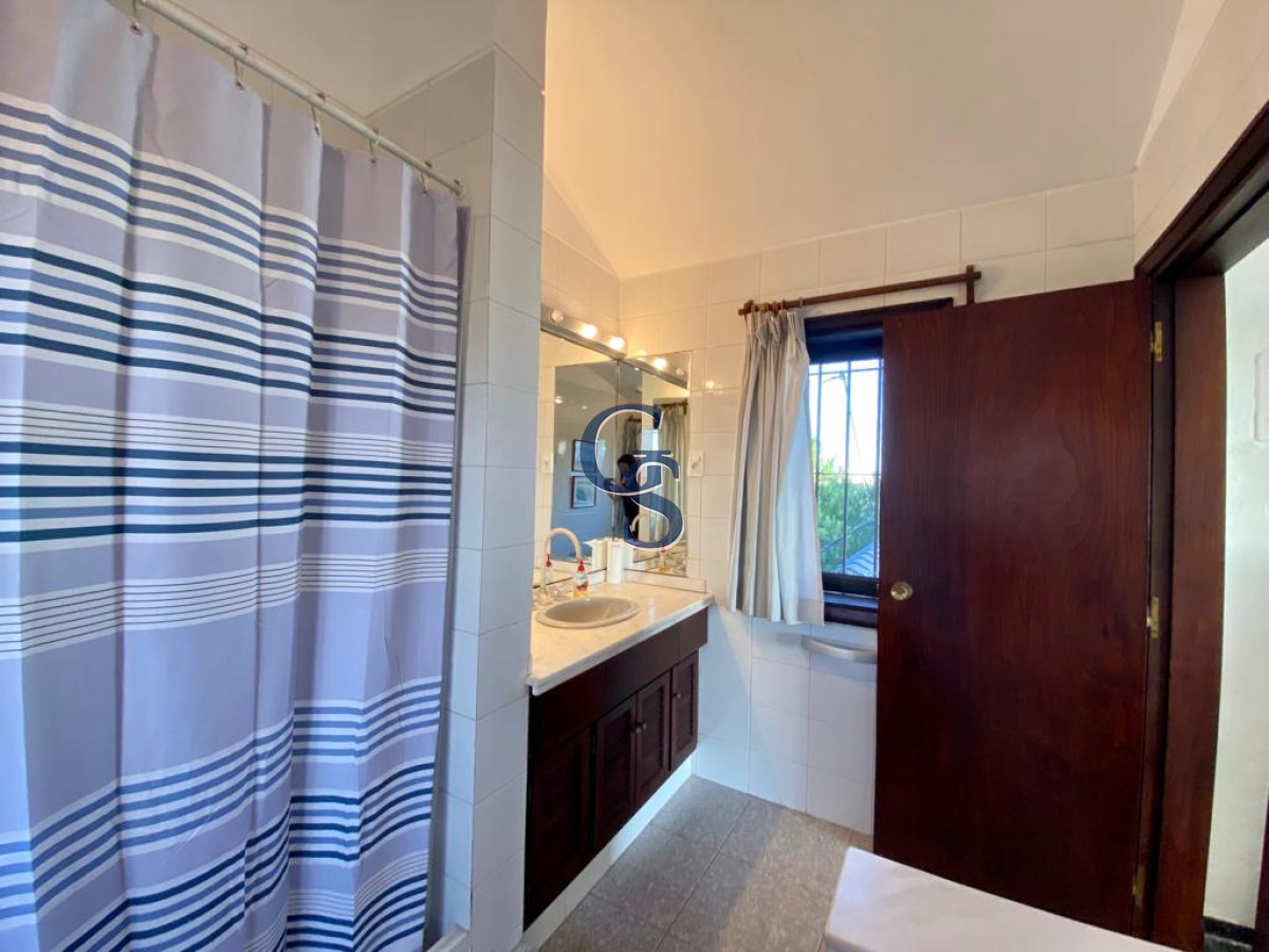 Casa ID.299426 - vista al mar desde casi todos los ambientes 