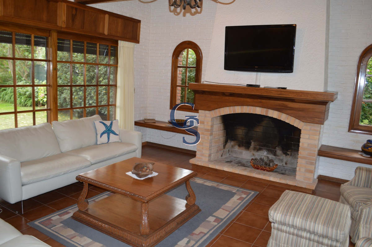 Casa ID.295169 - En zona residencial