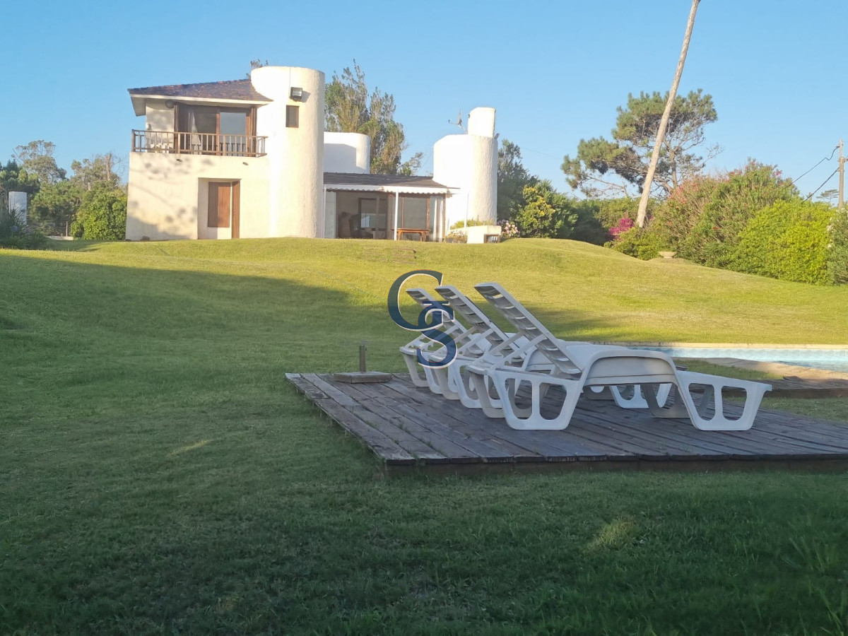 Casa ID.299426 - vista al mar desde casi todos los ambientes 