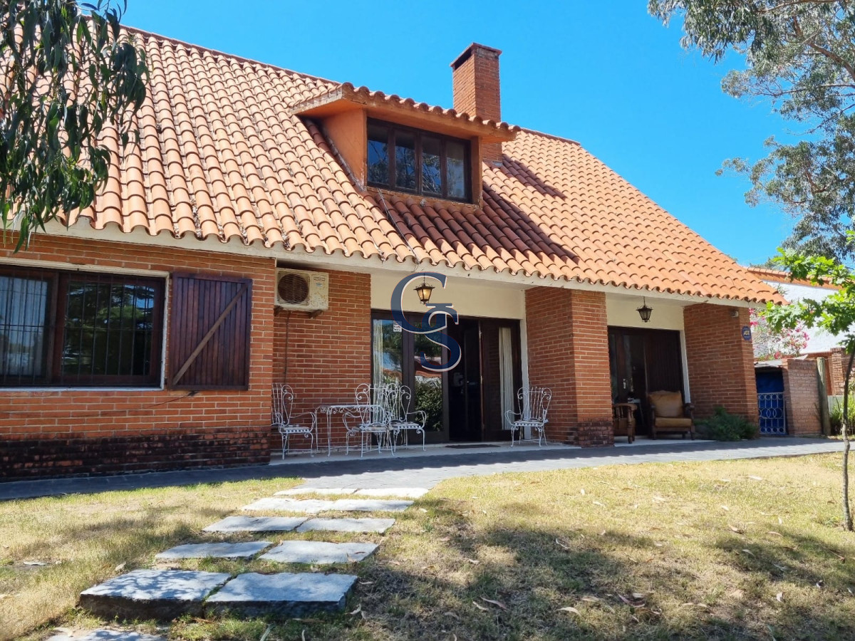 Casa ID.298846 - En zona residencial tranquila, próx. al mar. 