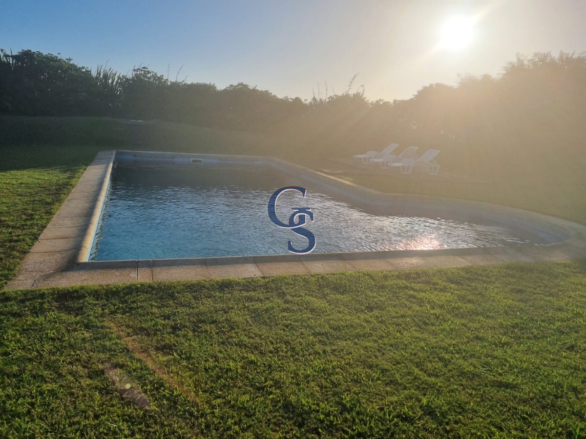 Casa ID.299426 - vista al mar desde casi todos los ambientes 