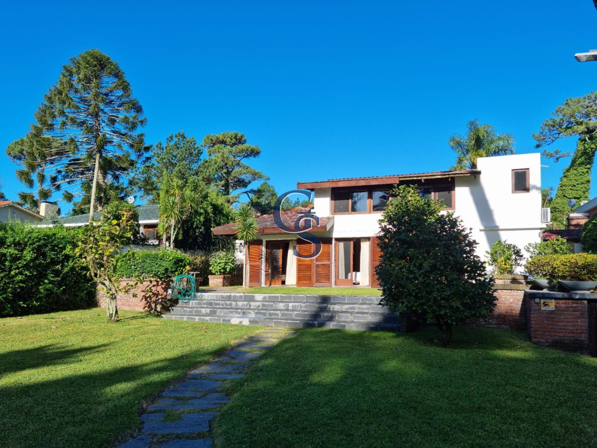 Casa ID.299100 - Chalet en el corazón de las paradas