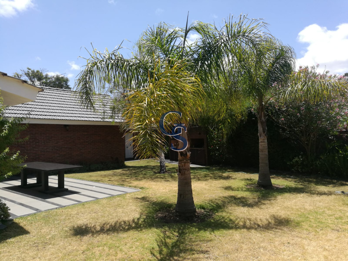Casa ID.294386 - En zona tranquila. 