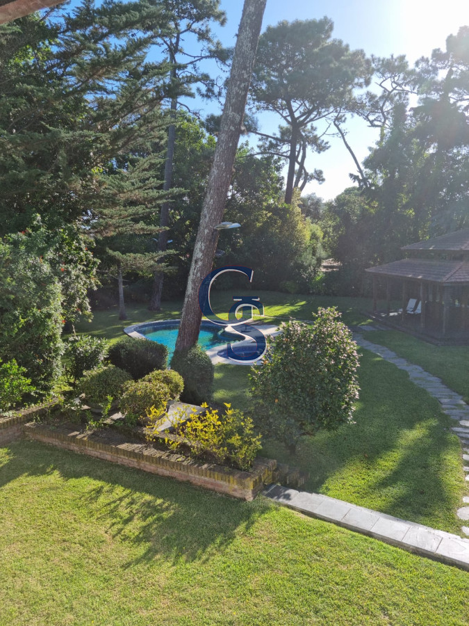 Casa ID.299100 - Chalet en el corazón de las paradas