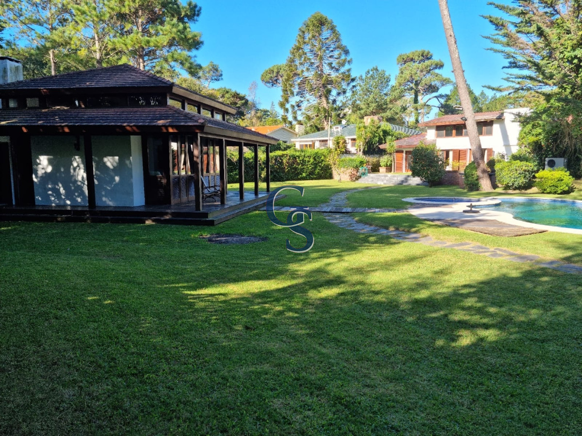 Casa ID.299100 - Chalet en el corazón de las paradas