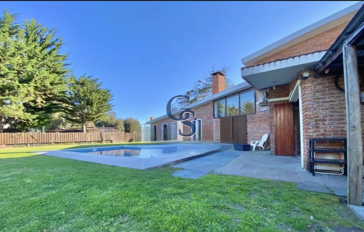 Casa ID.298202 - En zona tranquila. 