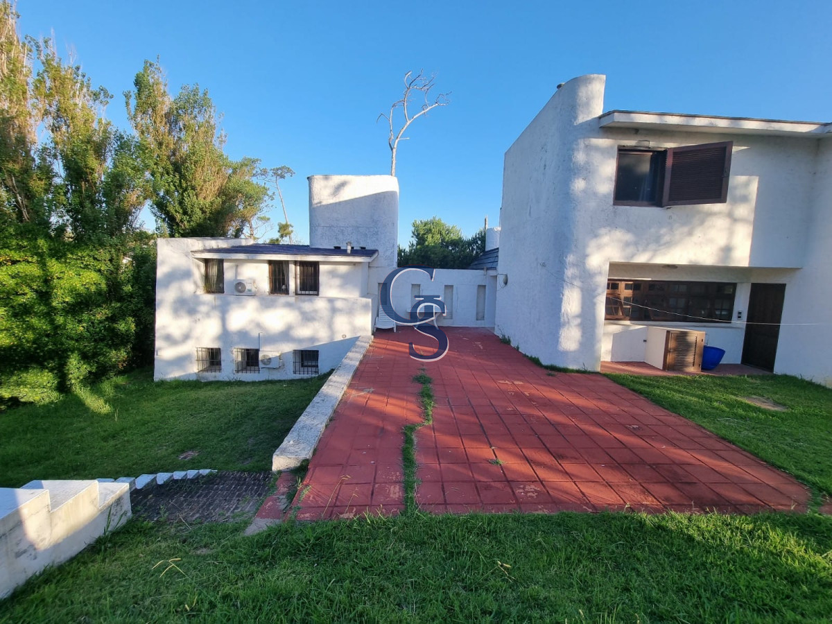 Casa ID.299426 - vista al mar desde casi todos los ambientes 