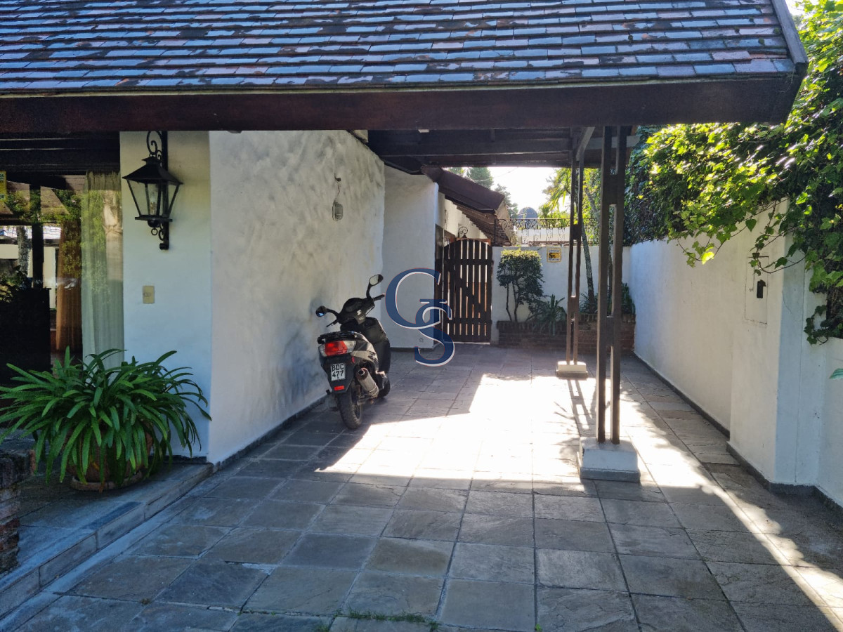 Casa ID.299100 - Chalet en el corazón de las paradas