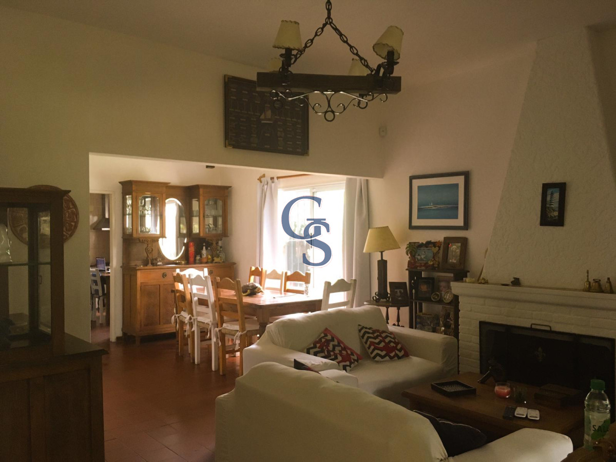 Casa ID.298276 - Excelente ubicacion. 