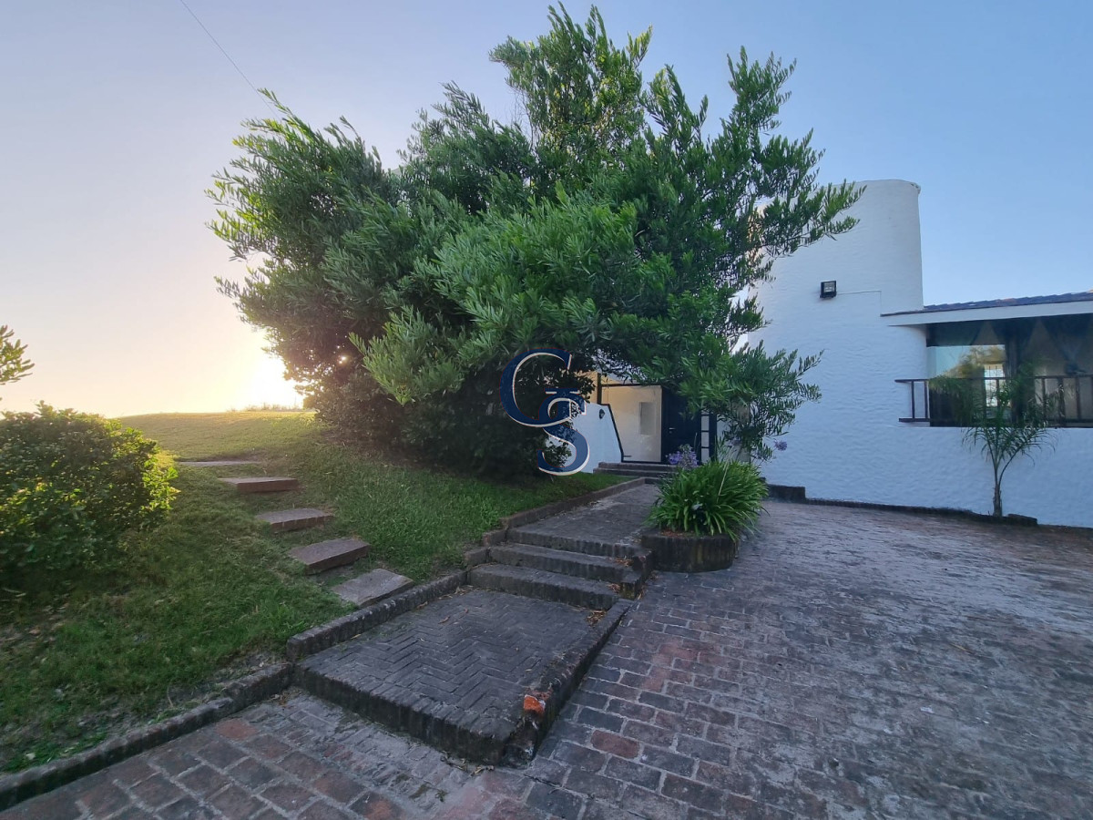 Casa ID.299426 - vista al mar desde casi todos los ambientes 