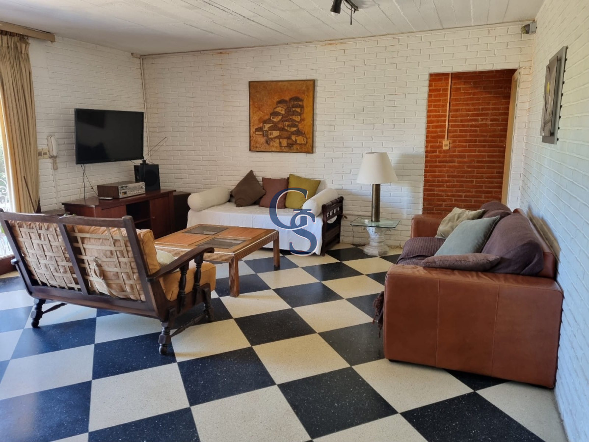 Casa ID.298846 - En zona residencial tranquila, próx. al mar. 