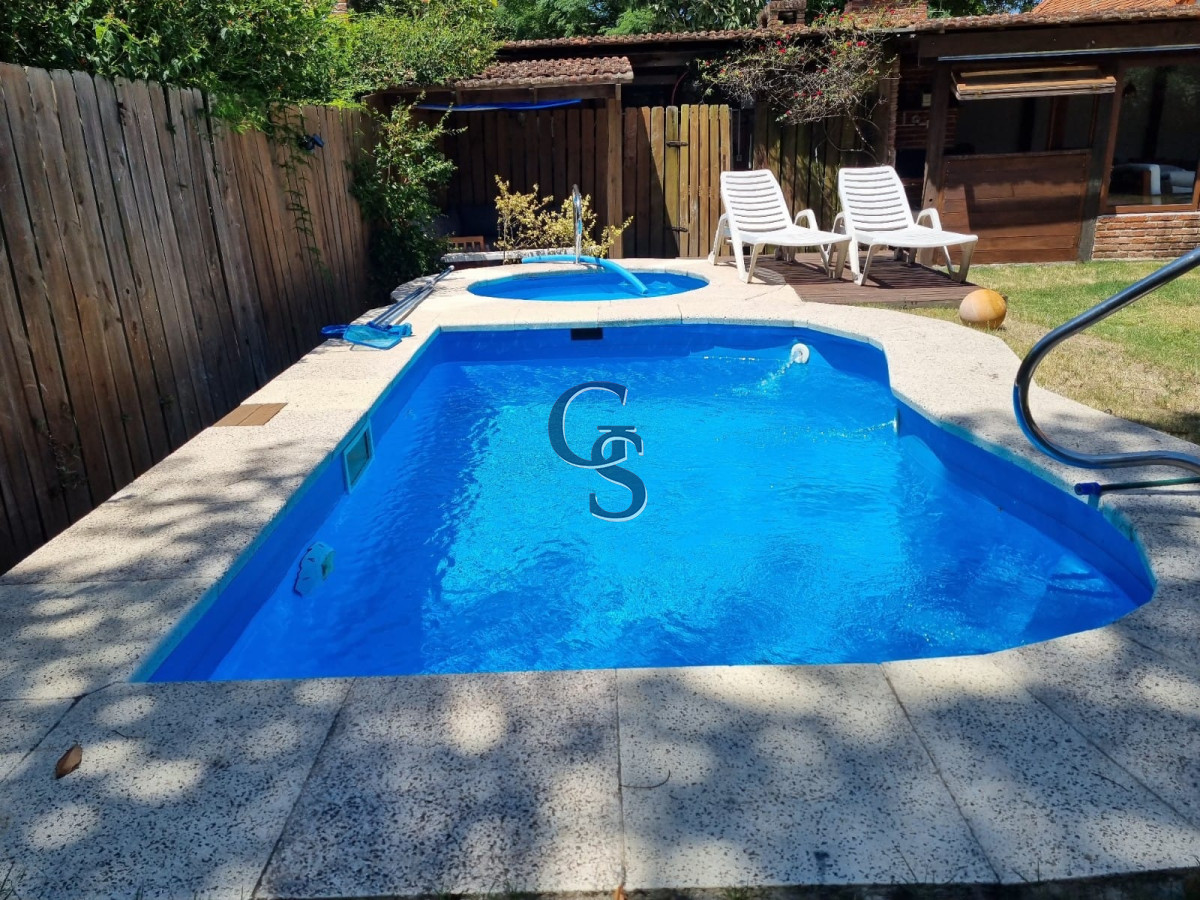 Casa ID.298846 - En zona residencial tranquila, próx. al mar. 