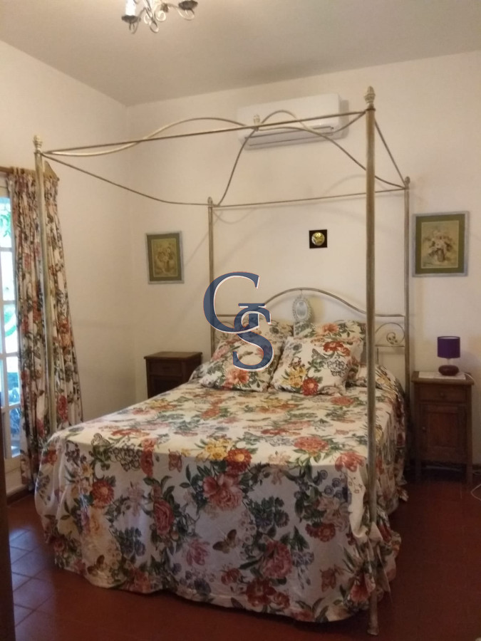 Casa ID.298276 - Excelente ubicacion. 