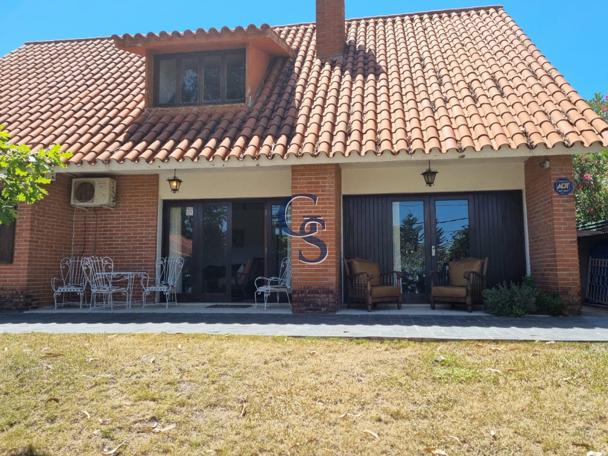 Casa ID.298846 - En zona residencial tranquila, próx. al mar. 