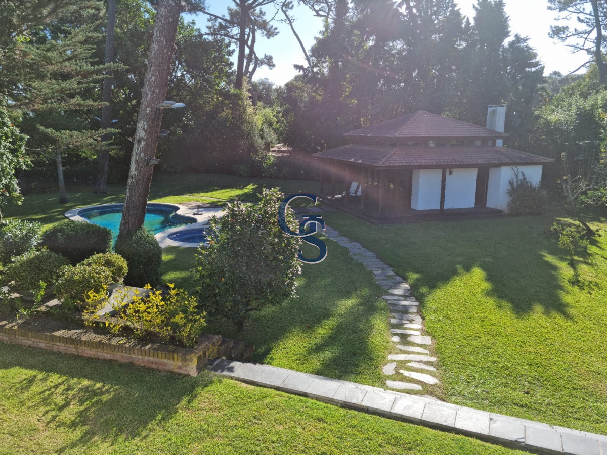 Casa ID.299100 - Chalet en el corazón de las paradas
