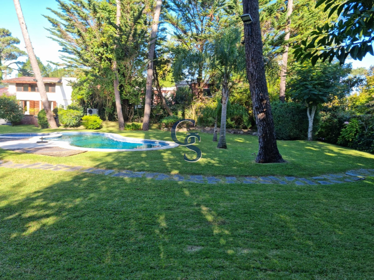 Casa ID.299100 - Chalet en el corazón de las paradas