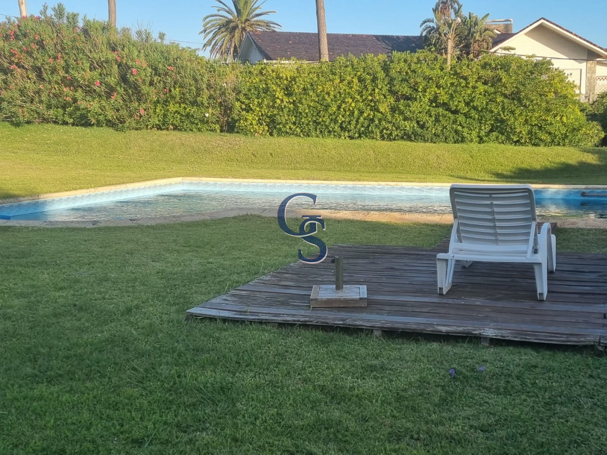 Casa ID.299426 - vista al mar desde casi todos los ambientes 
