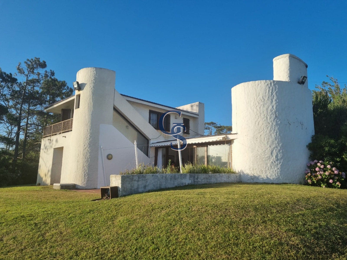 Casa ID.299426 - vista al mar desde casi todos los ambientes 