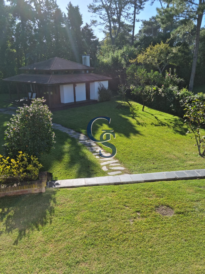Casa ID.299100 - Chalet en el corazón de las paradas