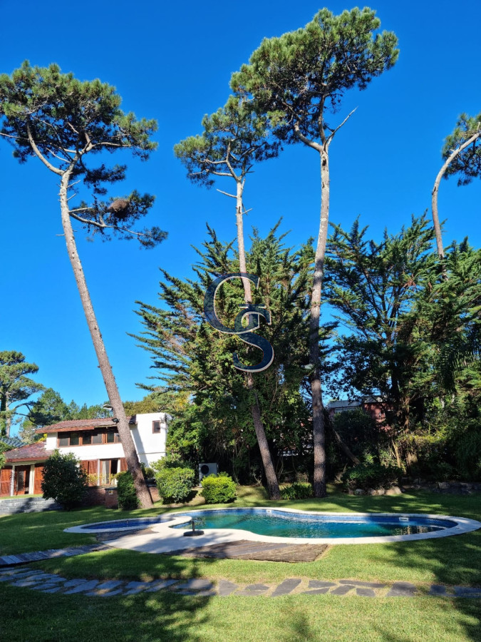 Casa ID.299100 - Chalet en el corazón de las paradas