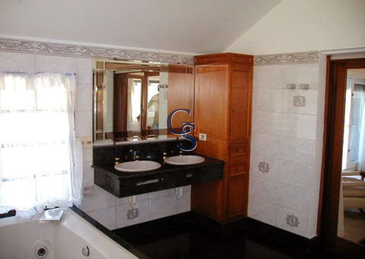 Casa ID.294550 - Espectacular chalet con inmejorables vistas a la bahia de Punta del Este.