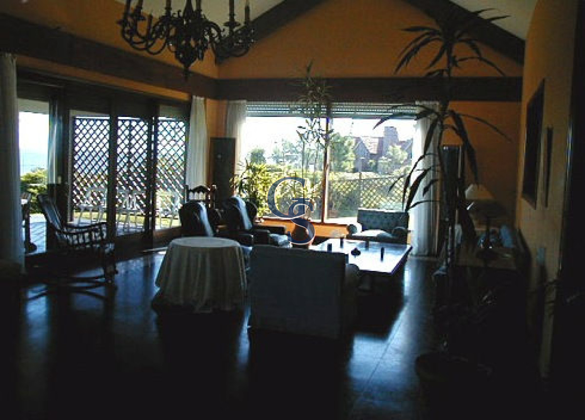 Casa ID.294550 - Espectacular chalet con inmejorables vistas a la bahia de Punta del Este.