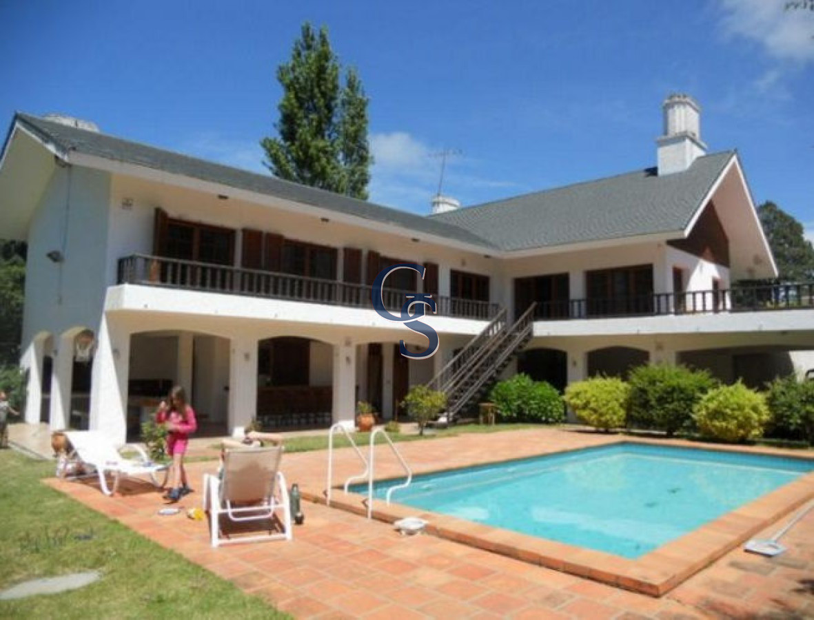 Casa ID.294885 - Gran chalet desarrollado en 2 plantas