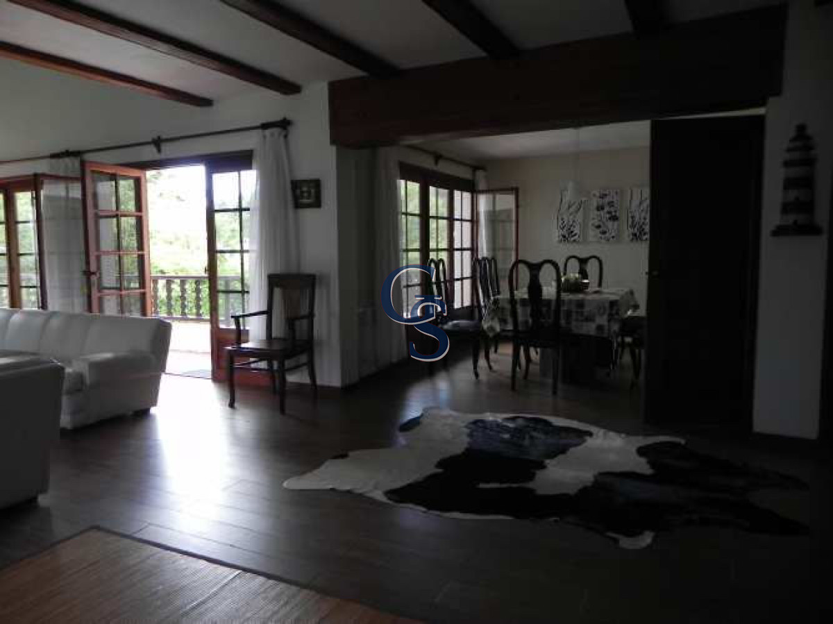Casa ID.294885 - Gran chalet desarrollado en 2 plantas