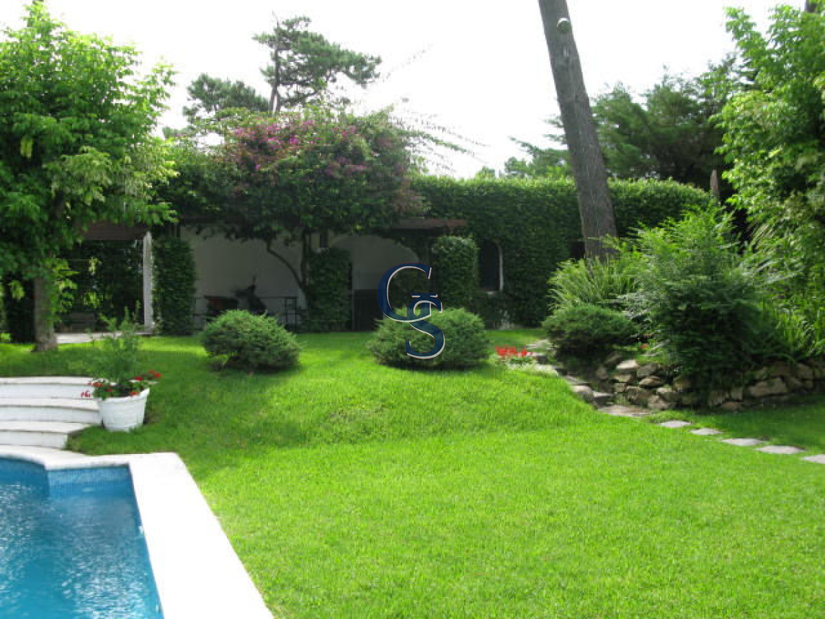 Casa ID.295148 - Cómodos ambientes.