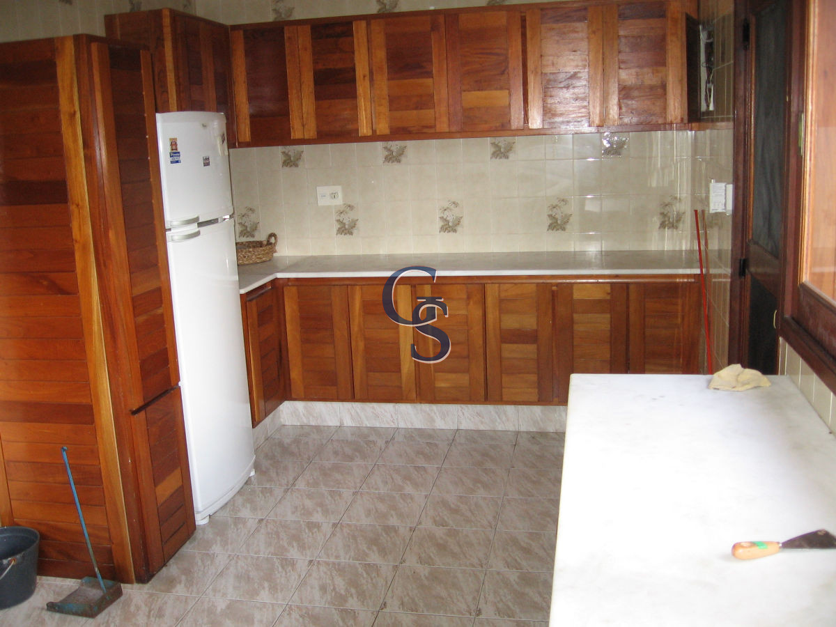 Casa ID.295221 - Amplios ambientes.  Zona tranquila. 