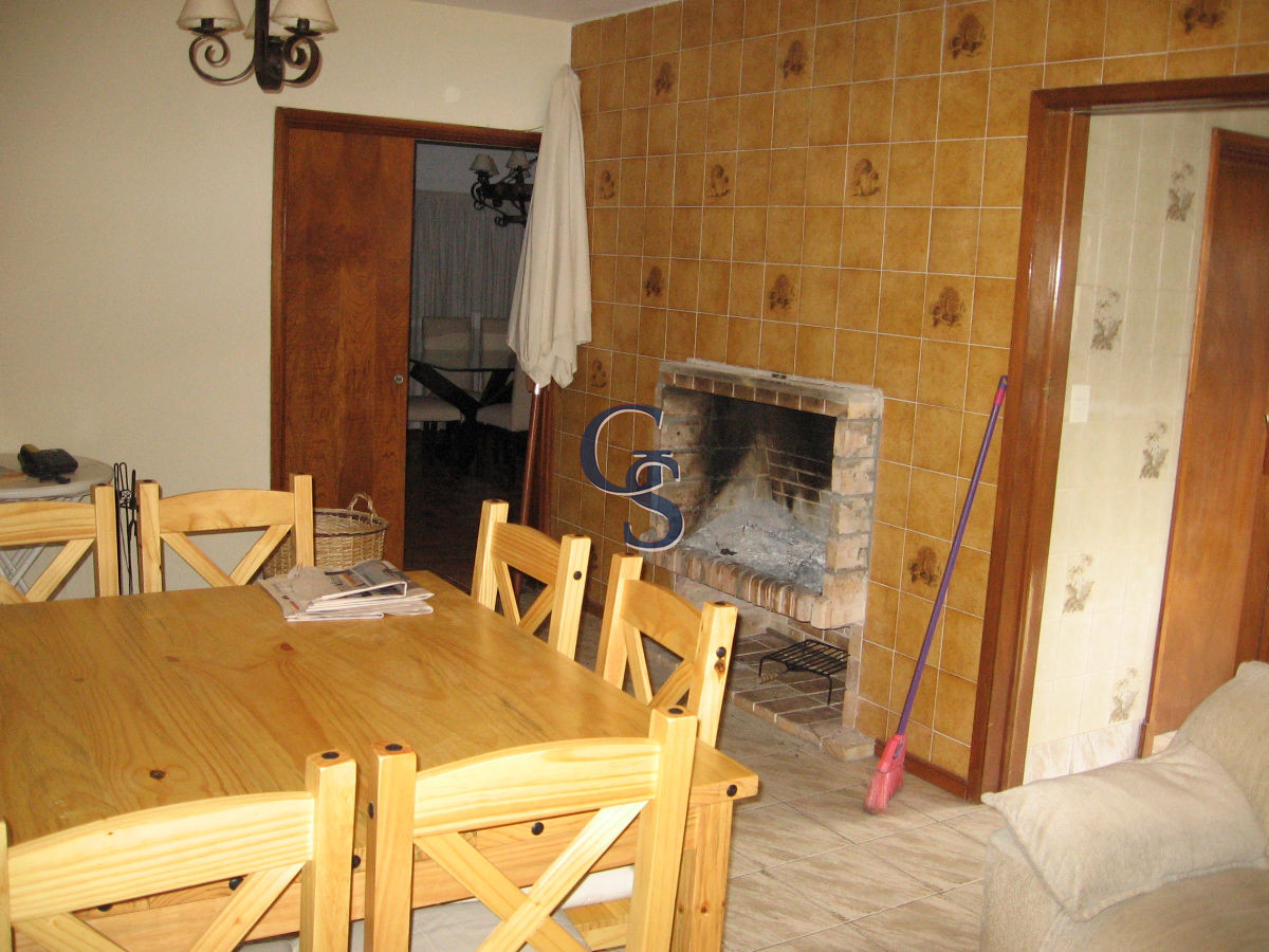 Casa ID.295221 - Amplios ambientes.  Zona tranquila. 