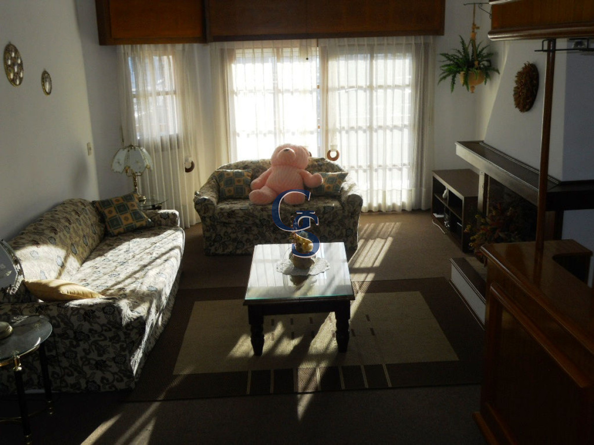 Casa ID.295289 - Casa en Roosevelt, 6 dormitorios *