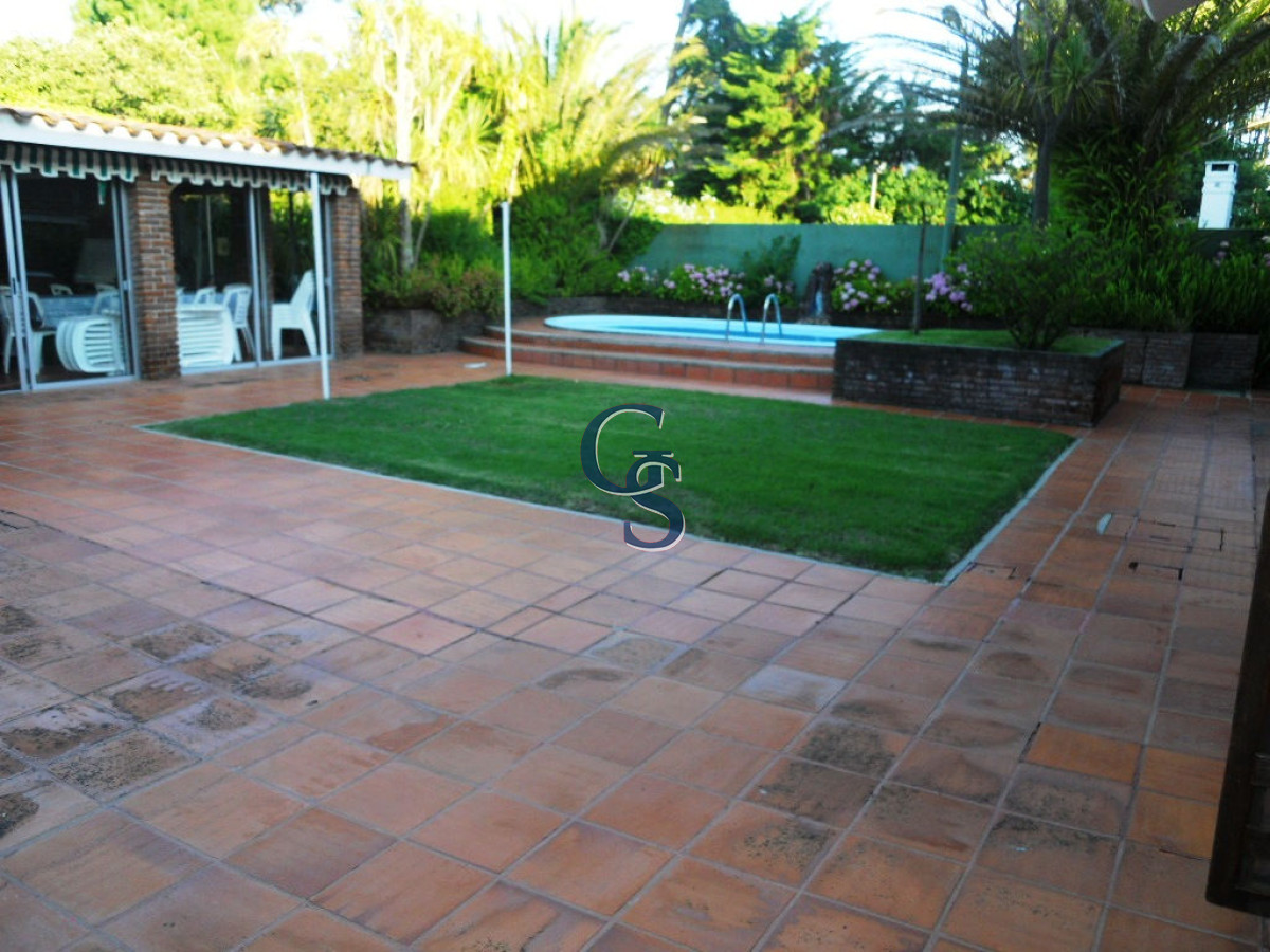 Casa ID.295289 - Casa en Roosevelt, 6 dormitorios *
