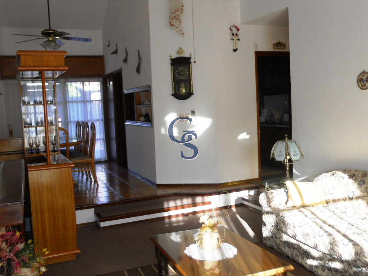 Casa ID.295289 - Casa en Roosevelt, 6 dormitorios *