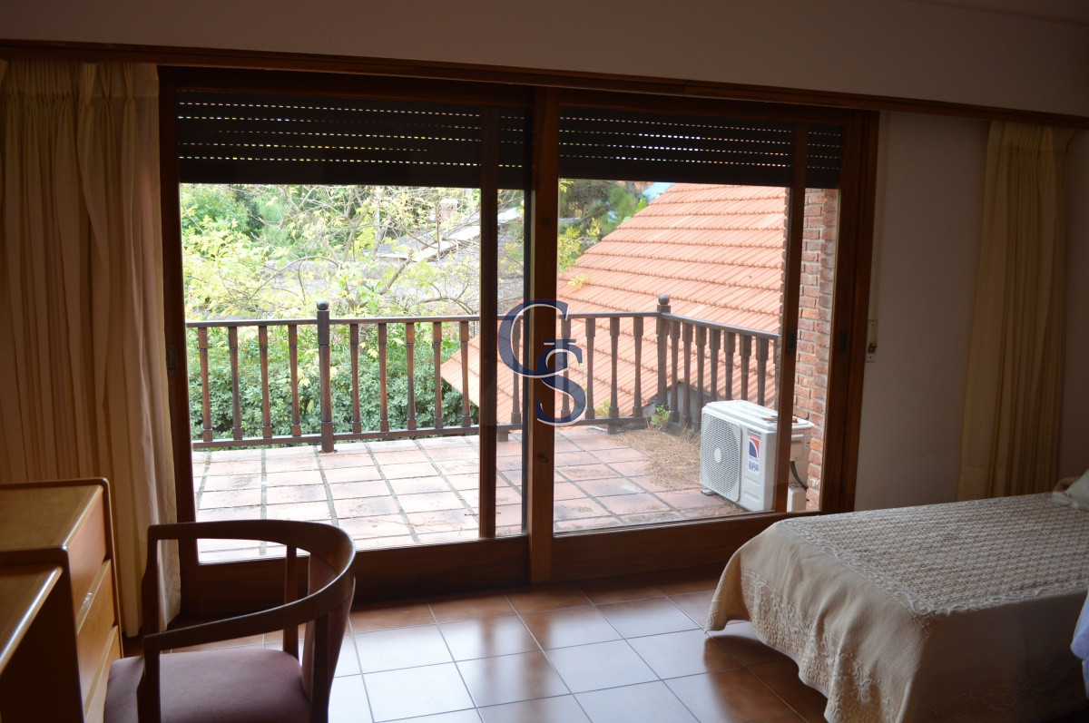 Casa ID.295169 - En zona residencial