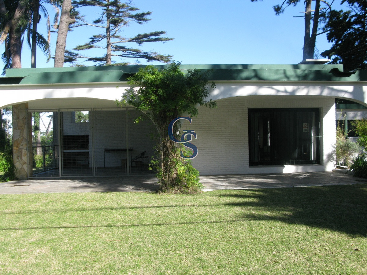 Casa ID.298112 - Próxima a Playa Mansa.