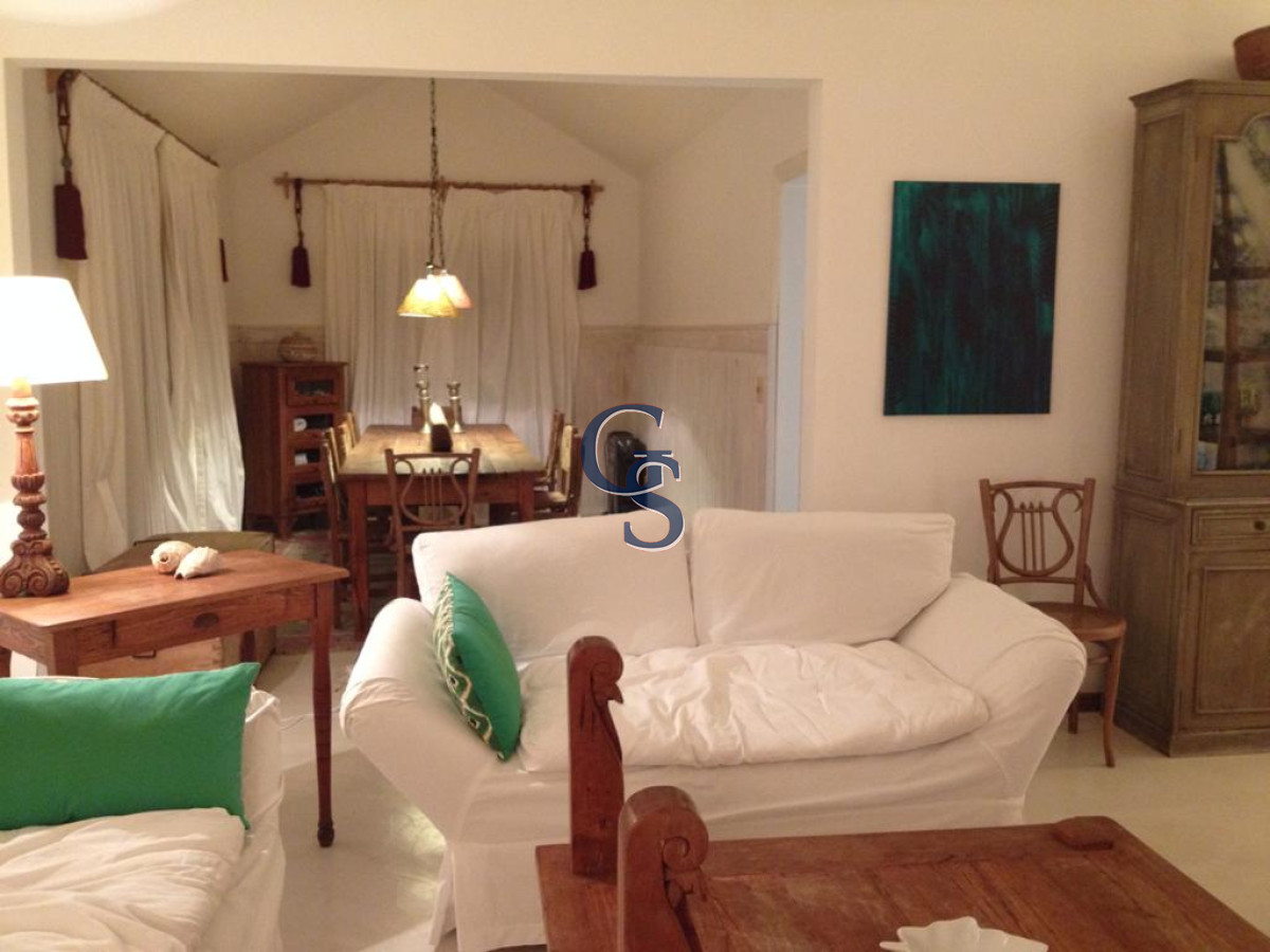 Casa ID.298309 - Chalet en barrio cerrado.