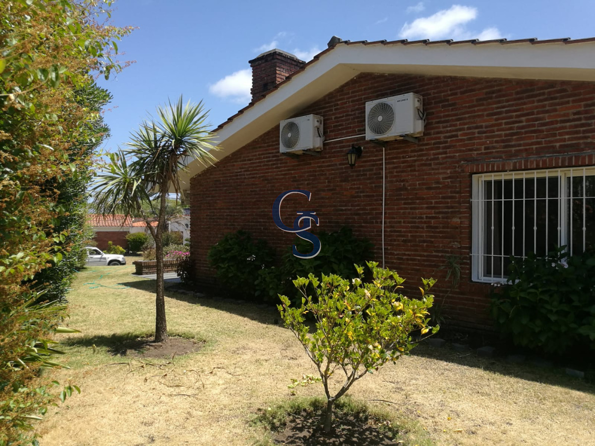Casa ID.294386 - En zona tranquila. 
