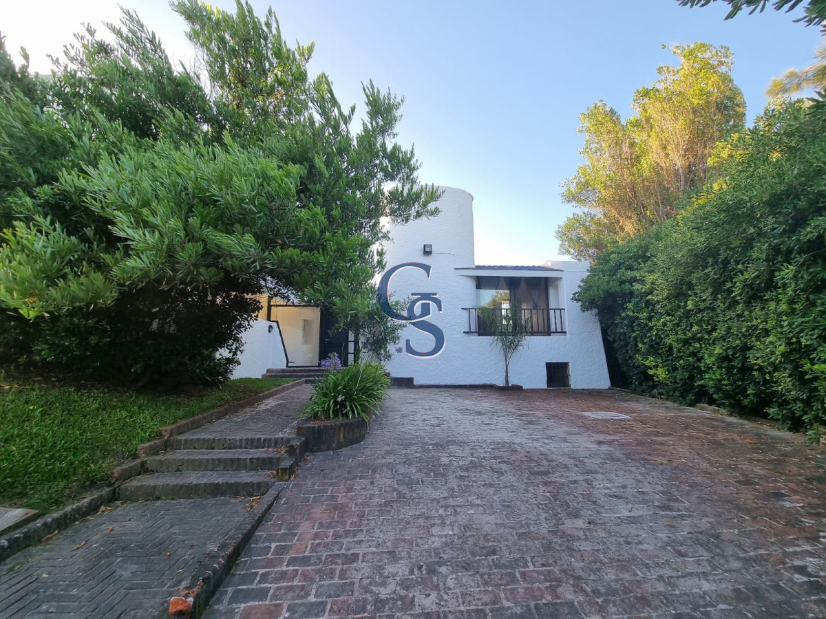 Casa ID.299426 - vista al mar desde casi todos los ambientes 
