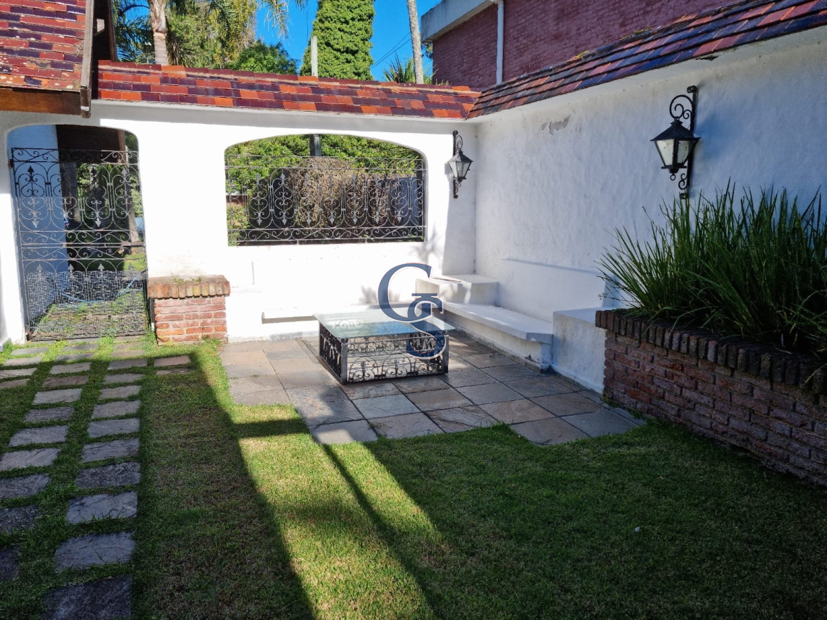 Casa ID.299100 - Chalet en el corazón de las paradas