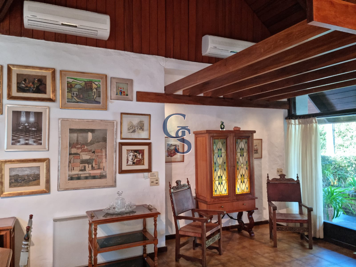 Casa ID.299100 - Chalet en el corazón de las paradas