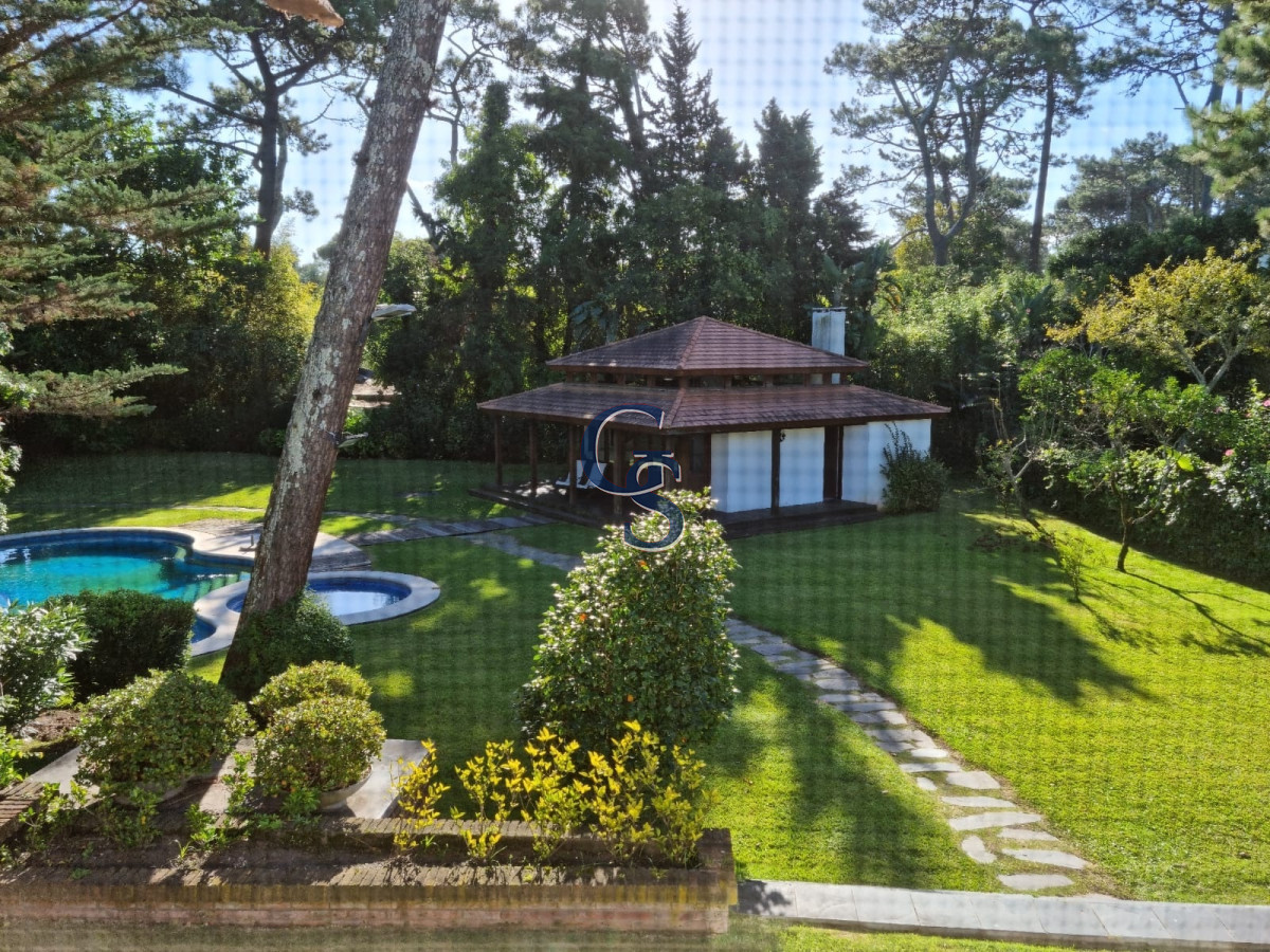 Casa ID.299100 - Chalet en el corazón de las paradas