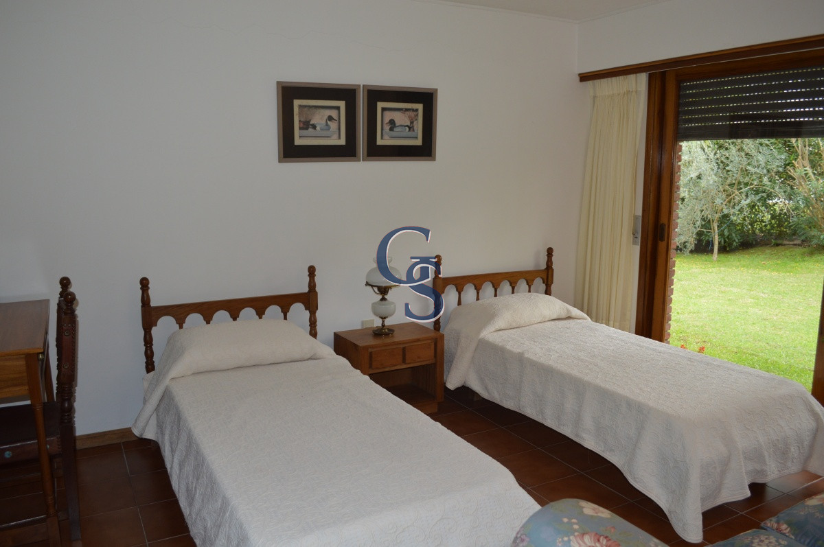 Casa ID.295169 - En zona residencial