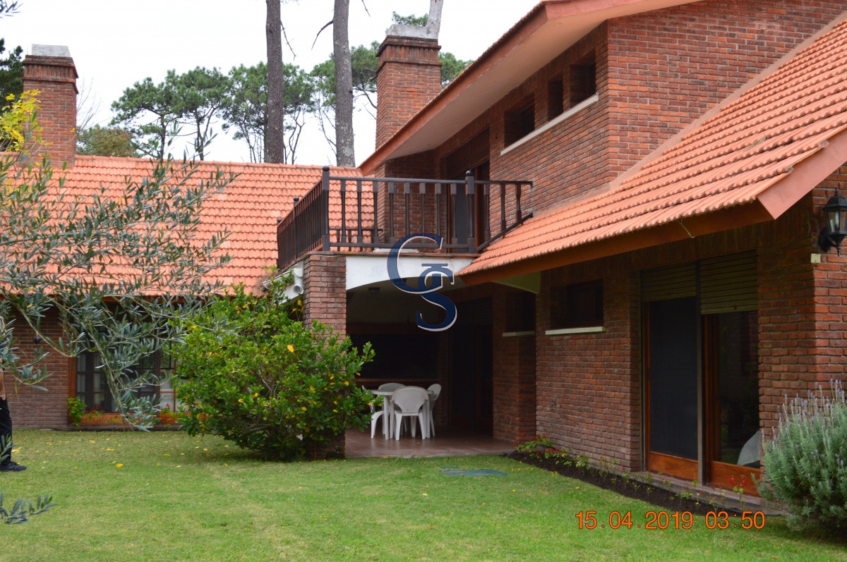 Casa ID.295169 - En zona residencial