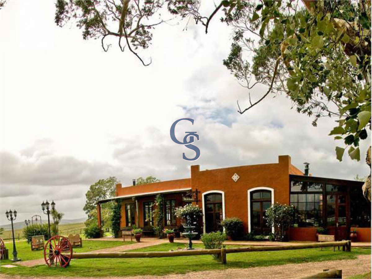 Chacra ID.296457 - Espectacular estancia estilo colonial.