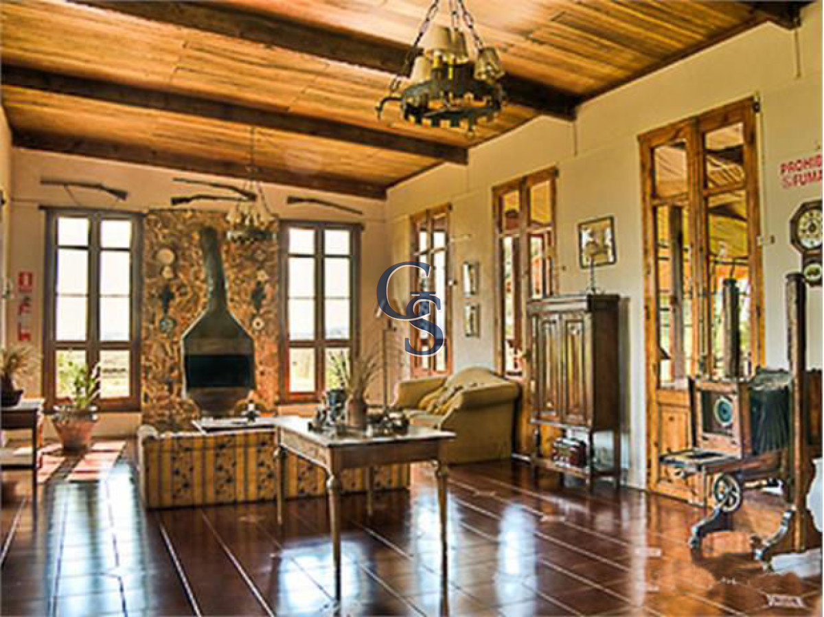 Chacra ID.296457 - Espectacular estancia estilo colonial.