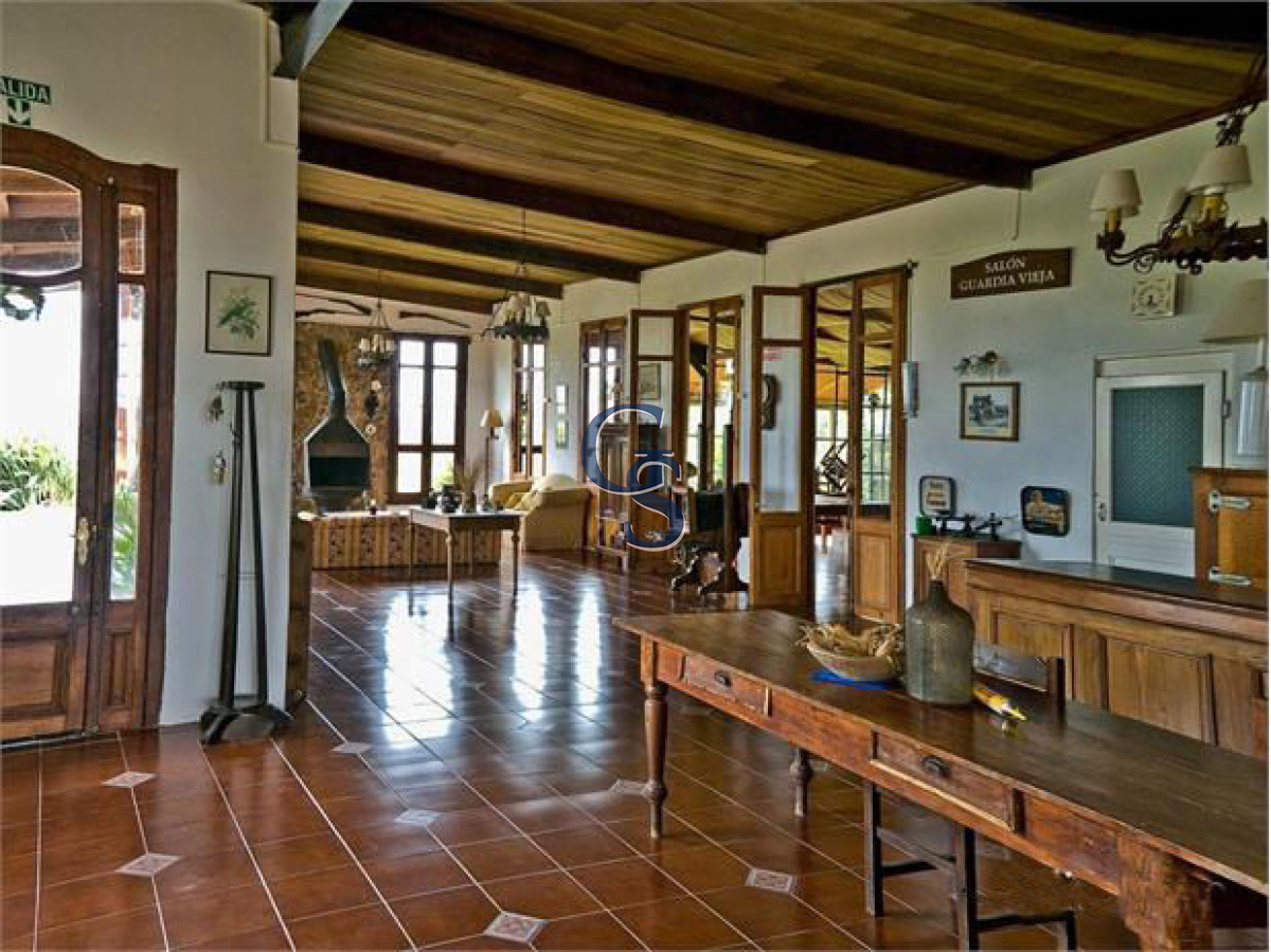 Chacra ID.296457 - Espectacular estancia estilo colonial.
