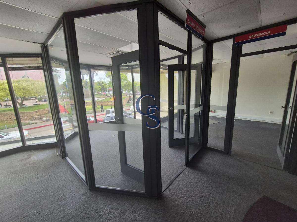 Local Comercial ID.299906 - LOCAL COMERCIAL 