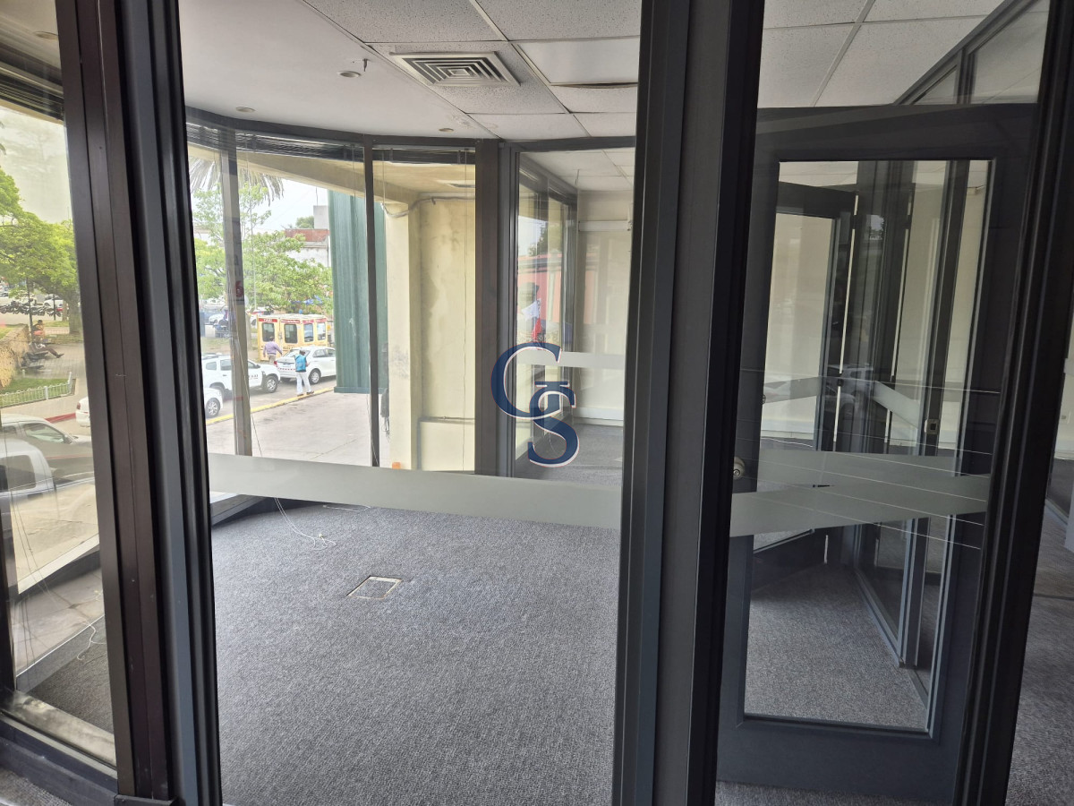 Local Comercial ID.299906 - LOCAL COMERCIAL 