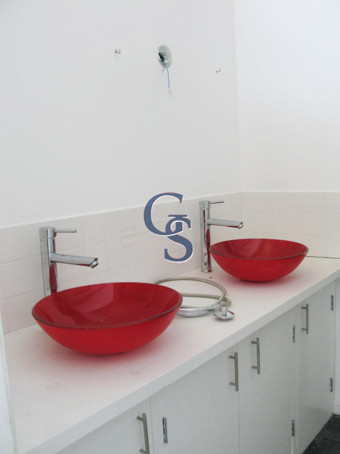 Local Comercial ID.296719 - en la tracional calle de las palmeras